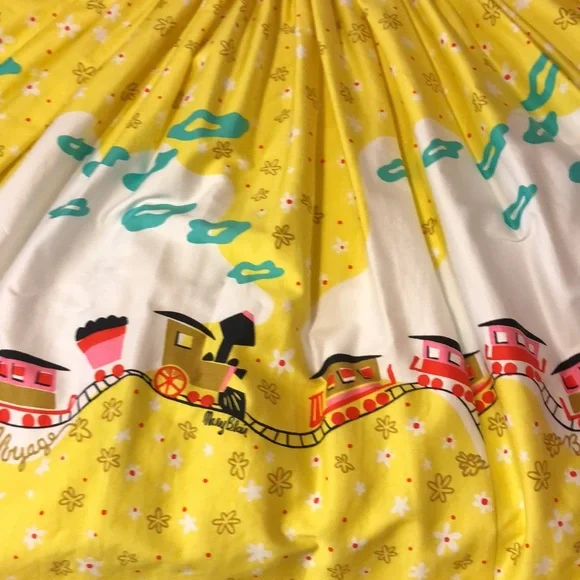 Mary Blair By Pinup Couture Yellow Train Circle Skirt - Picture 7 of 7